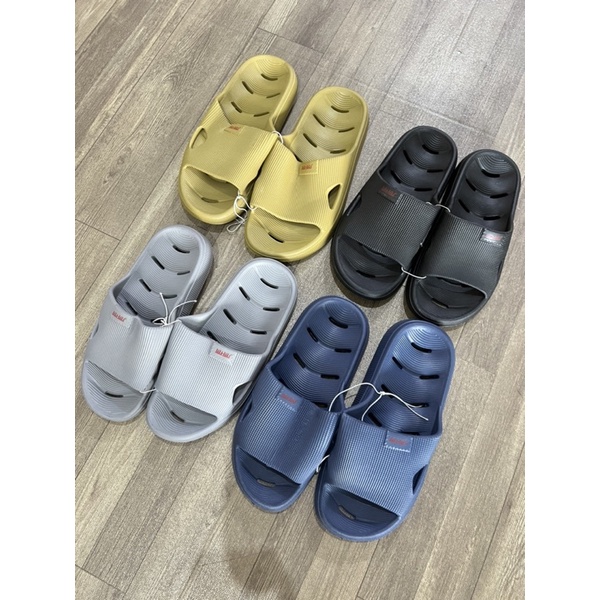 Sandal Slip On Karet Bara-Bara Pria Empuk