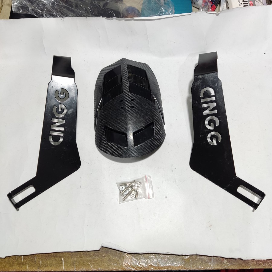 Mudguard universal moge belakang  variasi model pulsar vixion nmax byson ninja r15 xabre scorpio dll