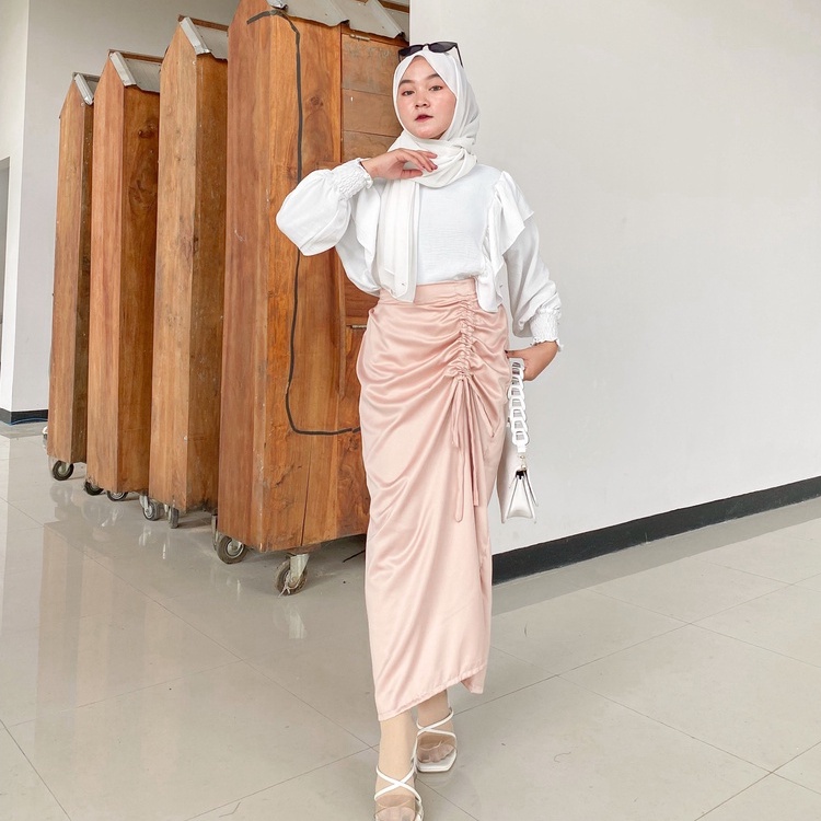 OUTER KIYOWO MOTIF LENGAN BALON | ONESET OUTER KIYOWO ROK SERUT