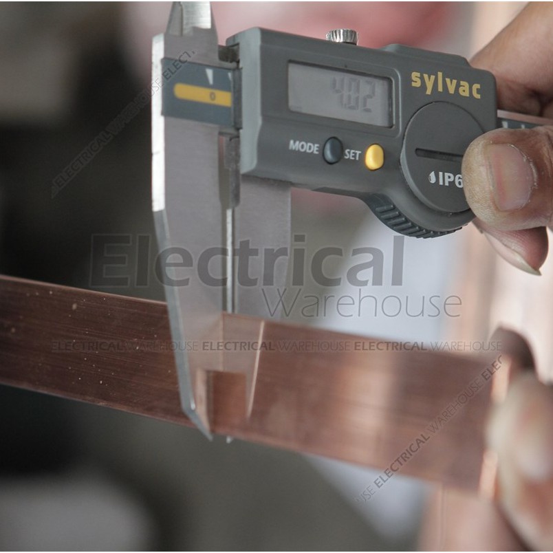 RAIL COPPER RC BUSBAR IMPORT 4x25mm 4 Meter ( PLAT TEMBAGA 4x25 4 x 25 mm )