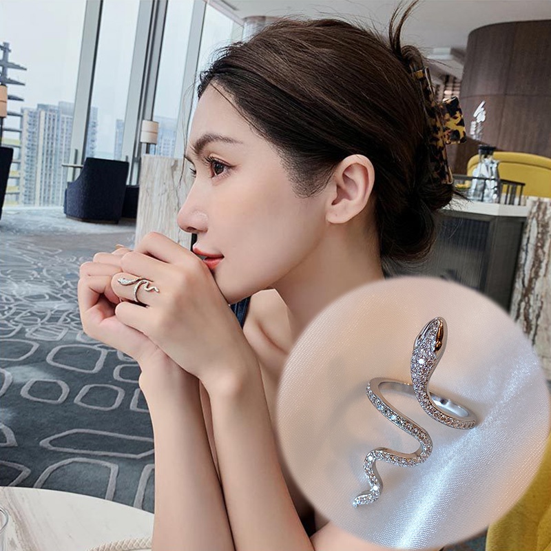 Cincin Model Terbuka Desain Serpentine Untuk Jari Telunjuk