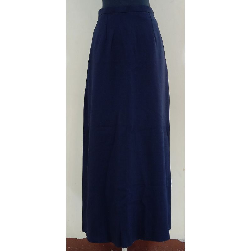 Rok Panjang A line Tatum By Itang Yunasz