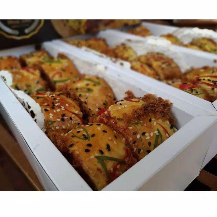 

Model terbaru Roti Abon Gulung Solo Flossroll DRF