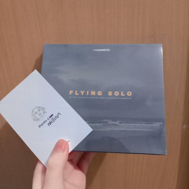 PAMUNGKAS FLYING SOLO ALBUM