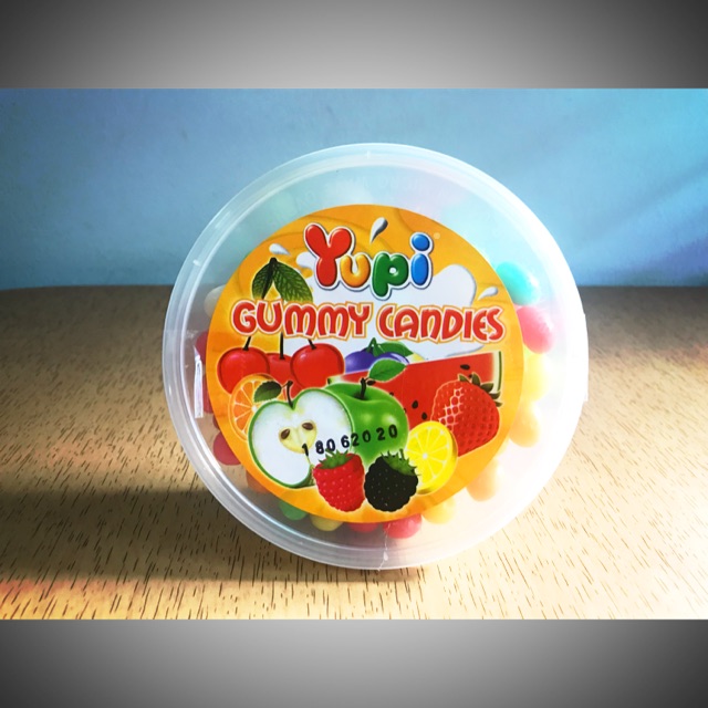 

Yupi Gummy Candies bentuk buah, permen dan bantal 1 box 400 gr Exp. 18/06/20