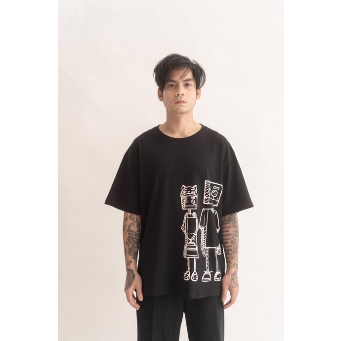 Oversized T-Shirt Merch - D7 X Patricia Titov X Robokite X Antidot