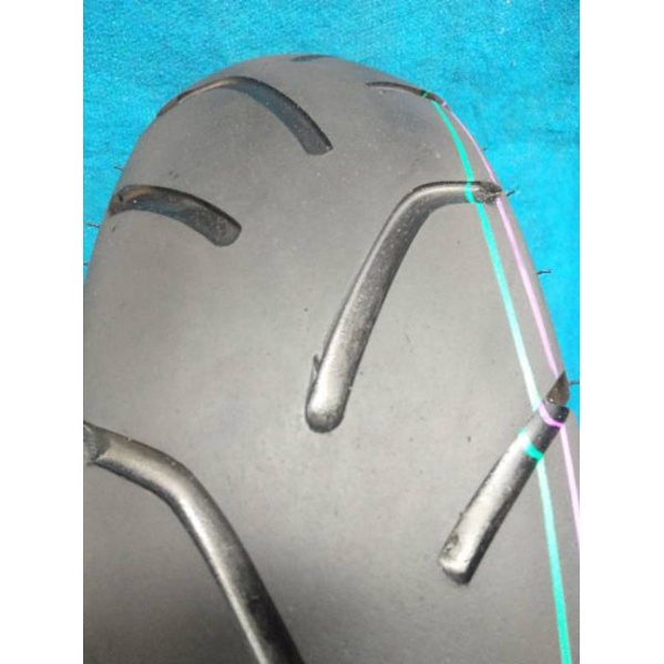 Ban motor yamaha N-max belakang secound batikan