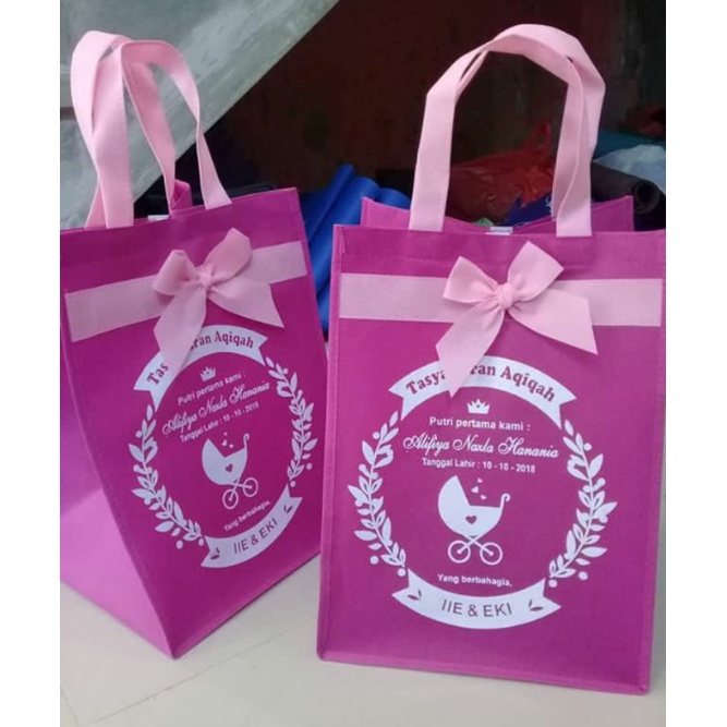 

tas sablon aqiqah / goodiebag /tas hajatan muat nasi kotak 22×22×T30
