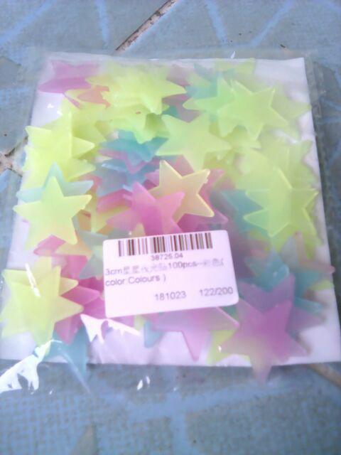 100pcs Stiker Dinding Glow In The Dark Bentuk Bintang
