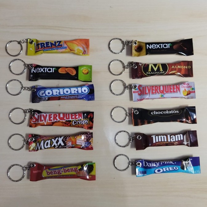 Souvenir Gantungan Kunci Miniatur Snack Barang Unik dan Lucu Murah Ganci Snack Magnet Kulkas Termurah 10 pcs 50 pcs 100 pcs grosir gratis ongkir se indonesia