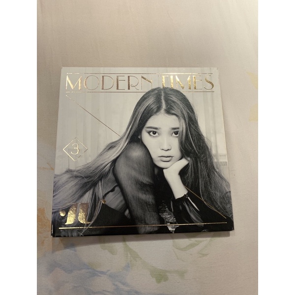 IU Modern Times (Normal edition) Album (Unsealed)