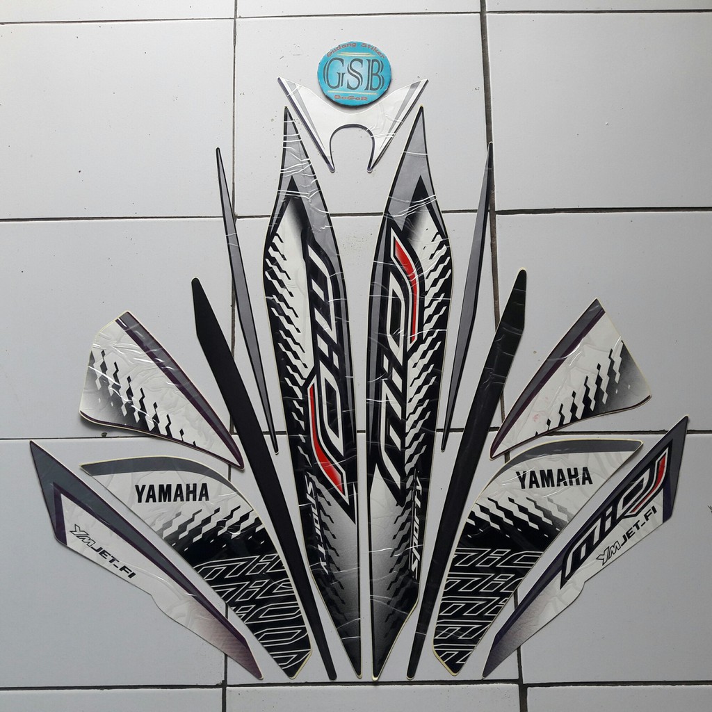  stiker  lis motor  yamaha mio j sporty 2014 hitam ungu  