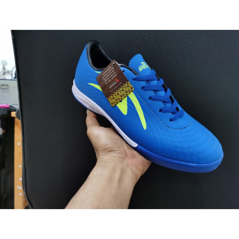 3.3 SALE SEPATU FUTSAL SPECS INFINITY TERLARIS