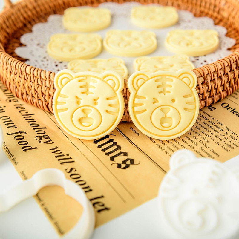 # Kaos T-Shirt Wanita Lengan Pendek Motif Print #Cetakan Adonan Kue Fondant Desain Kartun Harimau Untuk Dekorasi