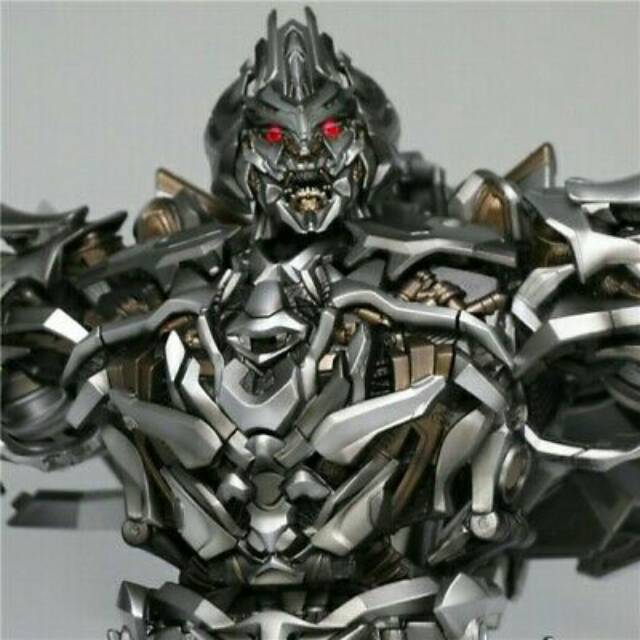 BMB Black Mamba LS12 Transformer Robot Heart Devil Megatronn MPM08 Figure