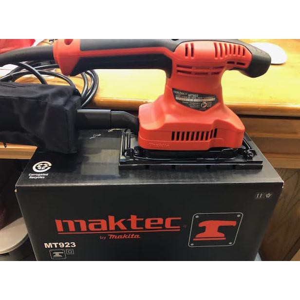 mesin amplas maktec MT 923/ maktec MT 923 / mesin sander maktec mt 923