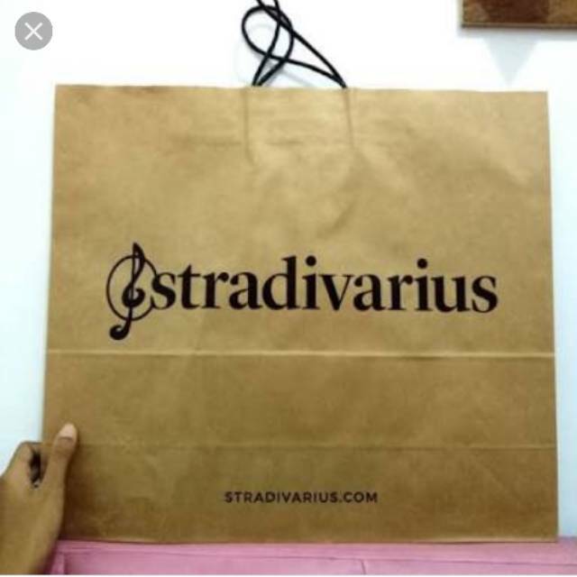 

Paperbag Stradivarius size besar