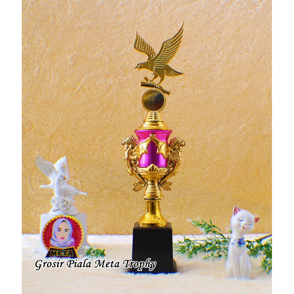 Piala Set Juara 123 & Harapan Murah Burung Kicau Mania