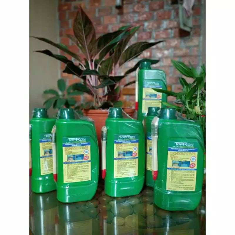 TOPRON PEMBERSIH PORCELAIN KERAMIK KAMAR MANDI WC TOILET 1 LITER - GRATIS KUAS