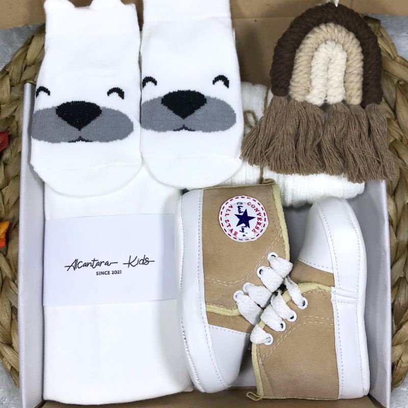 Hampers Bayi Newborn Baby Gift Set Unisex Kado Lahiran Bayi Laki Perempuan-baby white