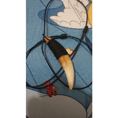 Kalung Liontin Taring Macan Replika