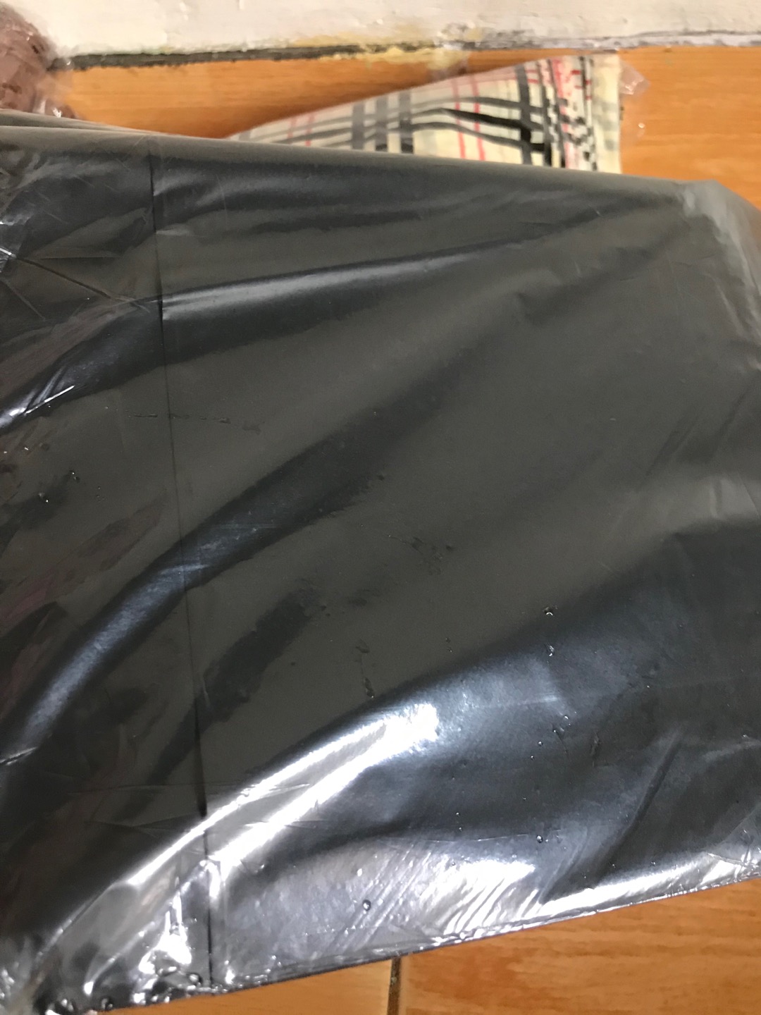 Plastik Sampah Hitam Uk 60x100 (isi 12 Lembar)