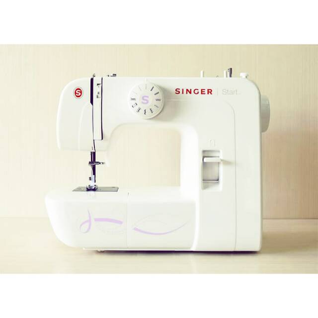 Singer 1306 mesin jahit portable