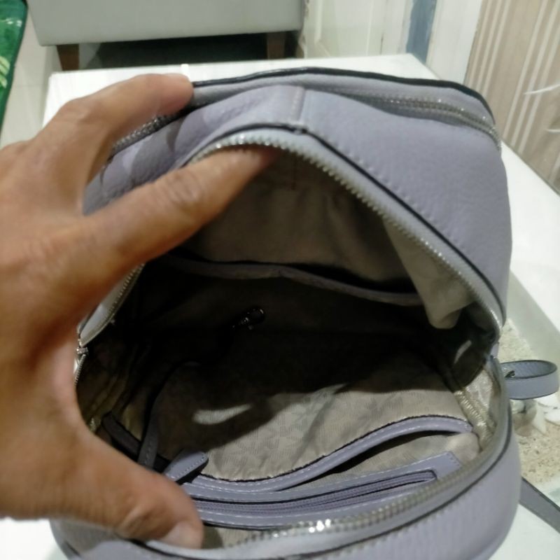 tas preloved ransel / backpack merk Michael Kors original 100%