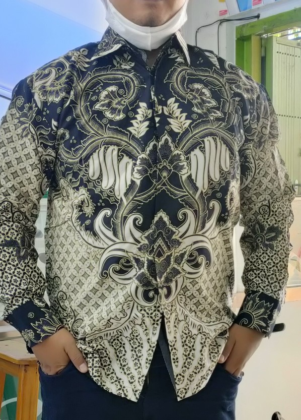 Atasan Kemeja Batik Pria Lengan Panjang Premium Surawana Putih Full Furing Rajasakti Solo Ori