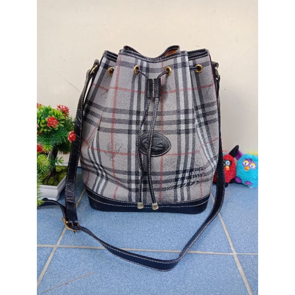 SLING SERUT VINTAGE FULL KULIT ALA BURBERRY,  TAS SERUT PRELOVED,  SLING SERUT, TAS VINTAGE