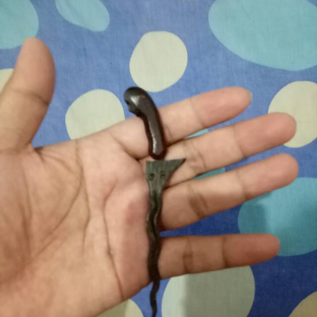 Keris kecil