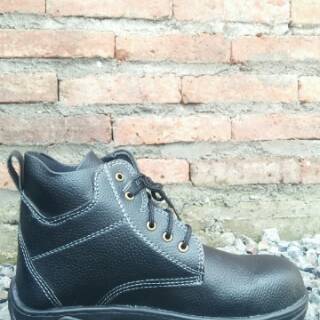  Sepatu  Safety  sefty septy safeti Semi Boot Murah 