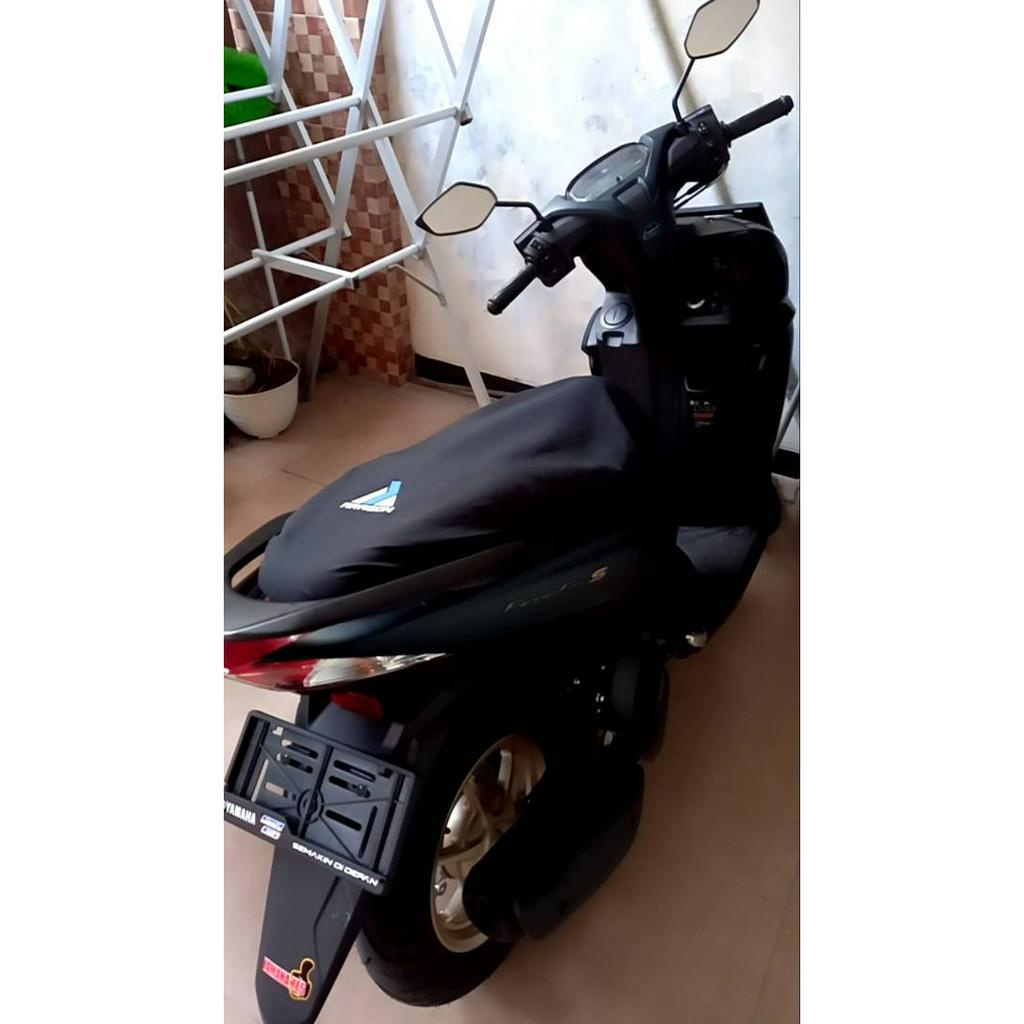 Sarung Jok Motor Vespa Nmax Aerox Pcx Vario Beat Fazzio / Cover Jok Motor Waterproof