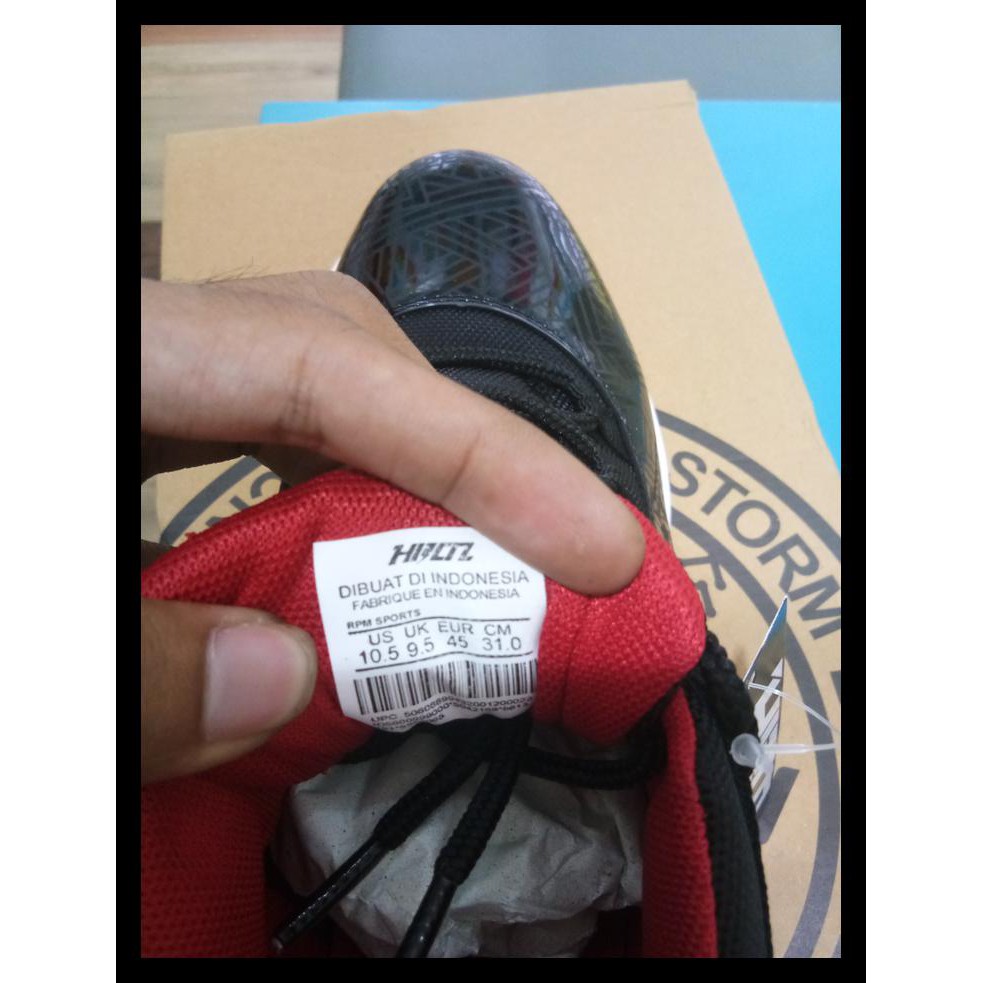 100% TERJAMIN SEPATU BASKET RED AIR ORYGINAL HRCN - 40 100% TERMURAH