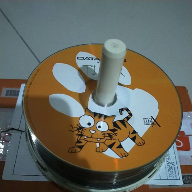 CD kosong datamate tiger