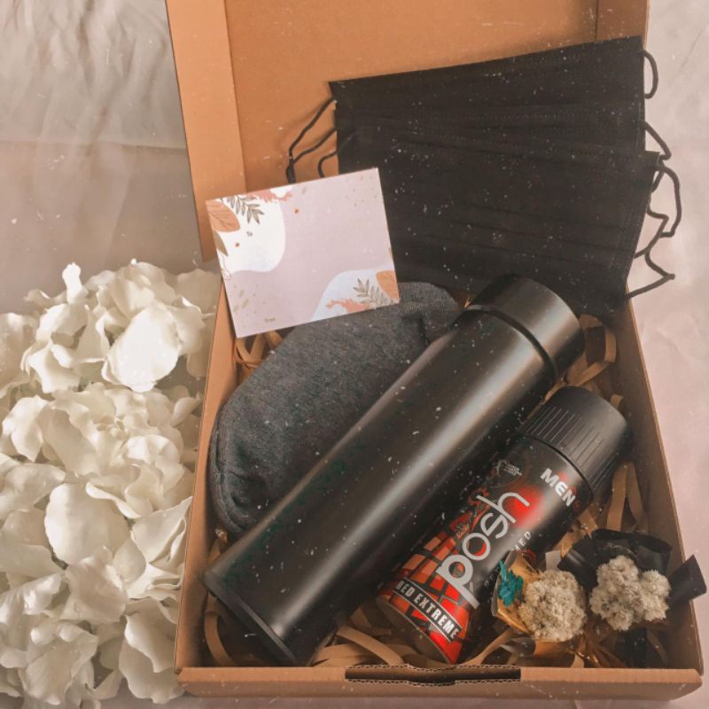 

GIFT BOX COWOK/HADIAH ULANG TAHUN/BIRTHDAY GIFT BOX/HADIAH WISUDA