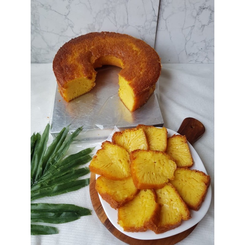 

bolu suri makanan khas palembang ukrn 20x20cm
