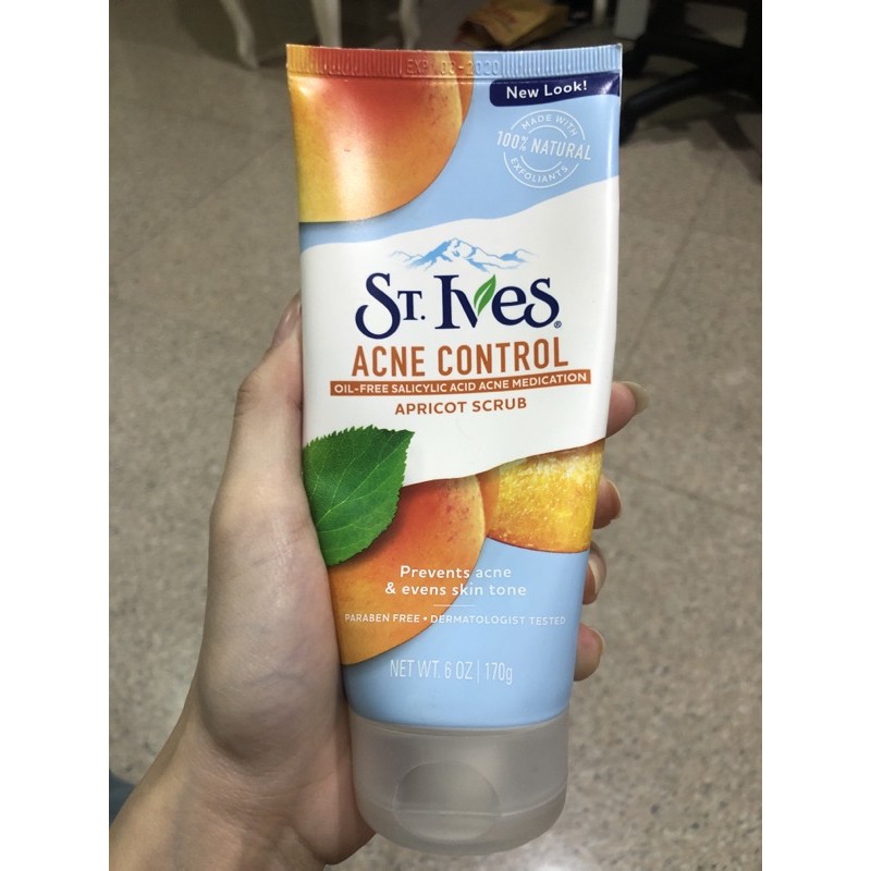 St. Ives Apricot Scrub