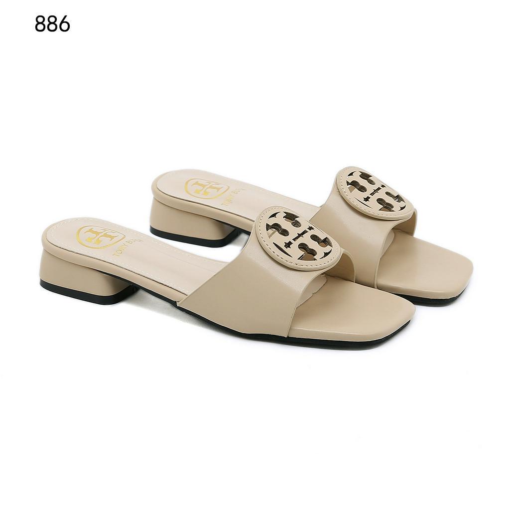 T 886 SANDAL