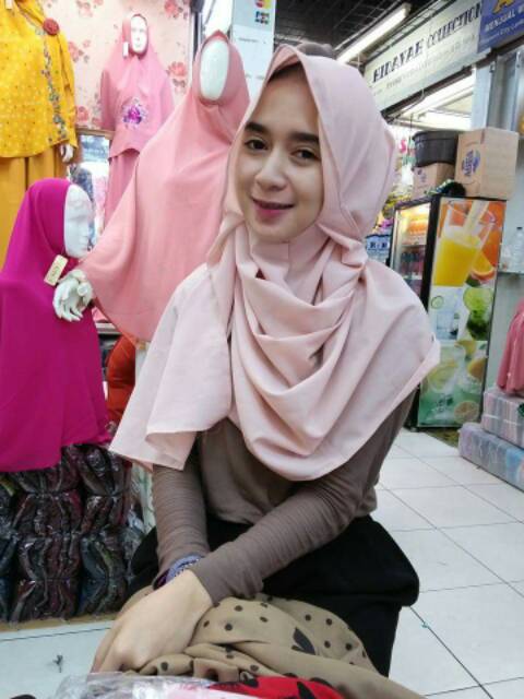 Kerudung/Hijab/Pashmina/Pasmina/Instan/Tali/Tassel