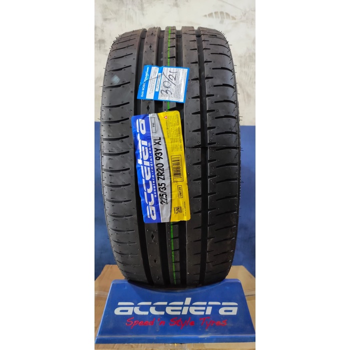 Ban Mobil 225/35 R20 ACCELERA PHI