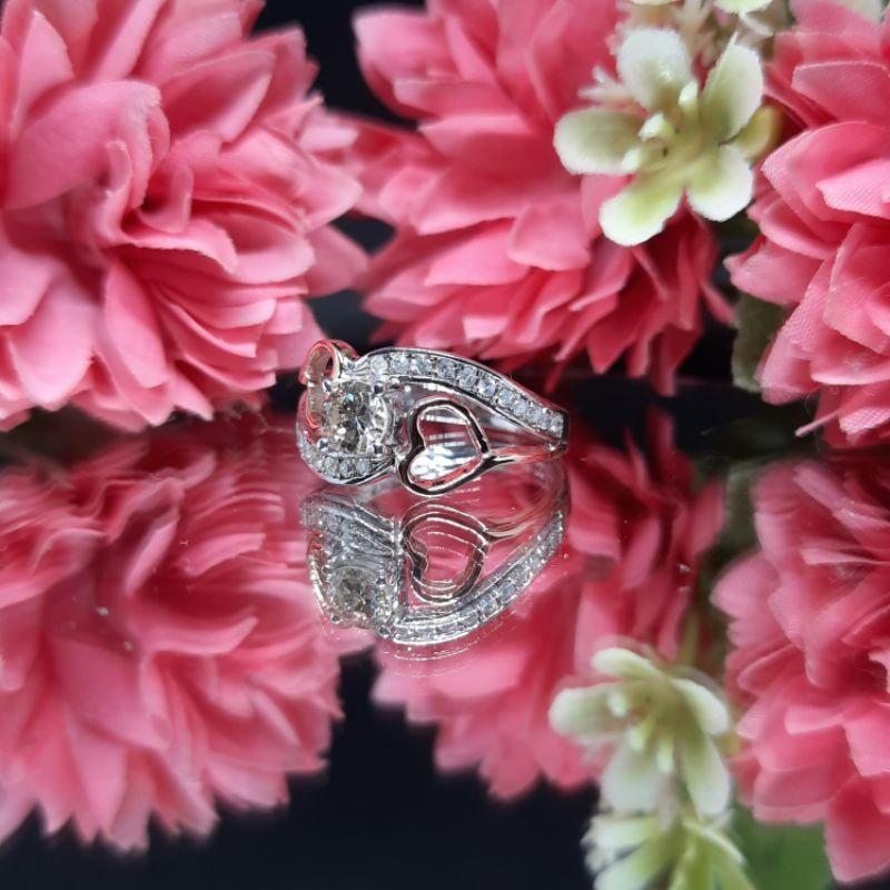 cincin berlian emas putih