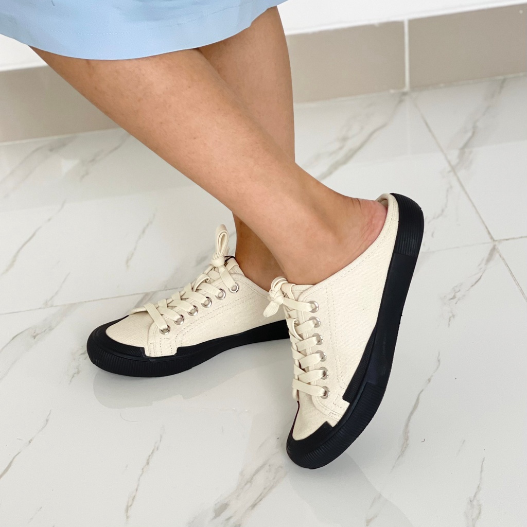 SEPATU TALI MULES SNEAKERS ZARA 01460