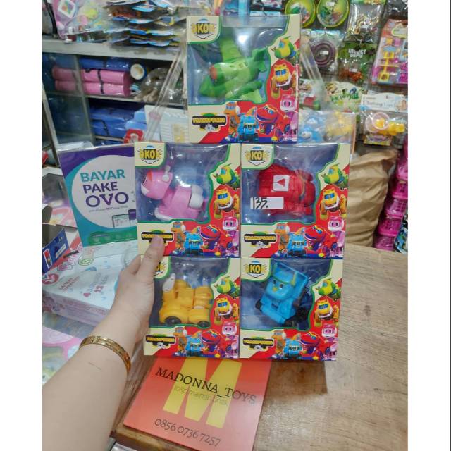 Mainan gogo dino, dino jadi mobil, mobil jadi dino, film gogo dino