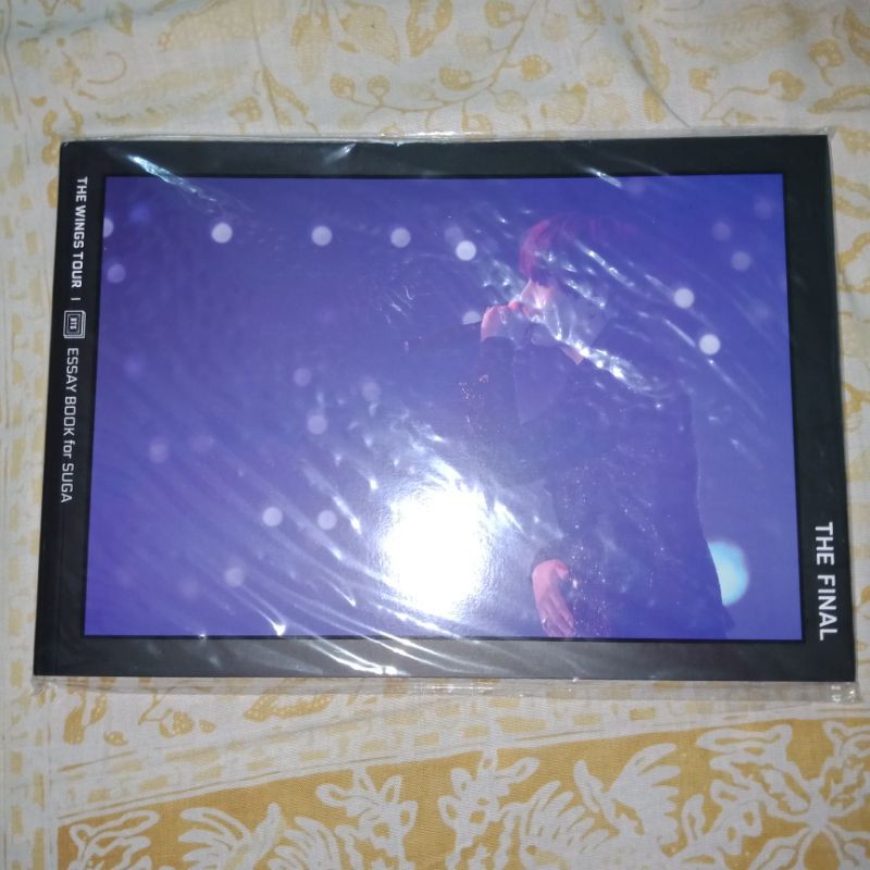 Essay Book SUGA BACA DESKRIPSI