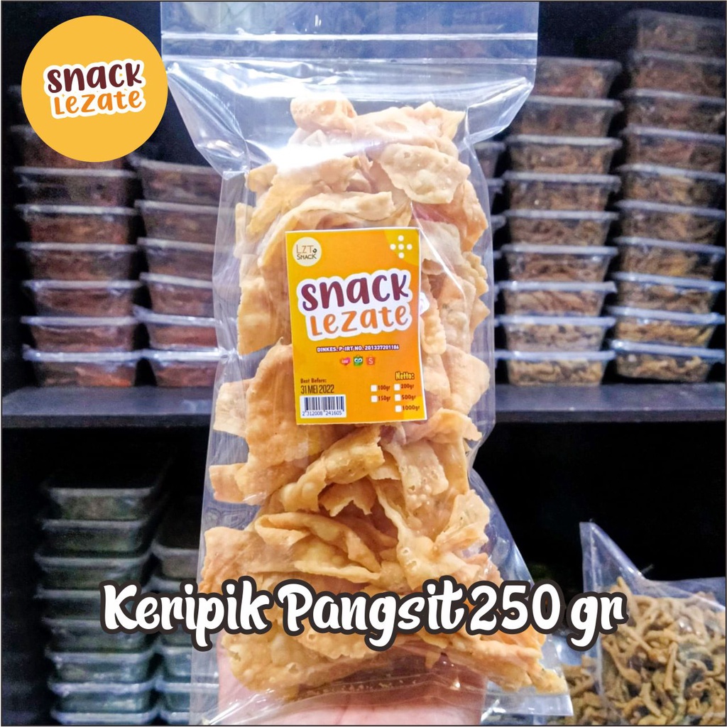 

Kripik Pangsit 250GR / Pangsit Bawang Rasa Gurih Asin / Kripik Bawang Kiloan Murah / Lezate Snack