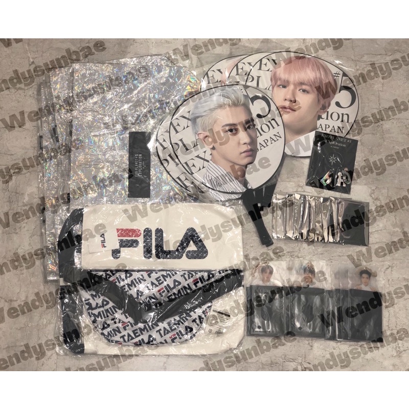 [ready stock] Exploration japan uchiwa baekhyun