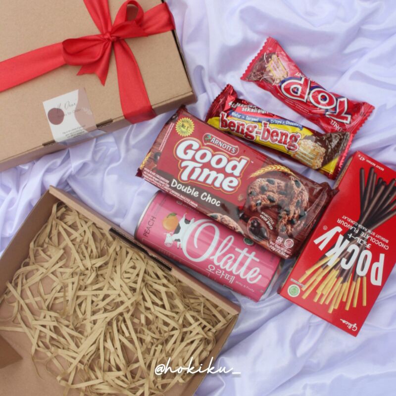 

Hampers Box/Gift Box Graduation/Kado Ultah/Valentine Day & Imlek Edition