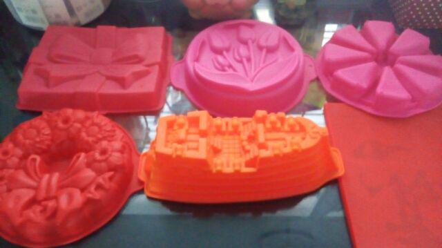 Cetakan Silikon Kue Bolu Puding Tulip Pan