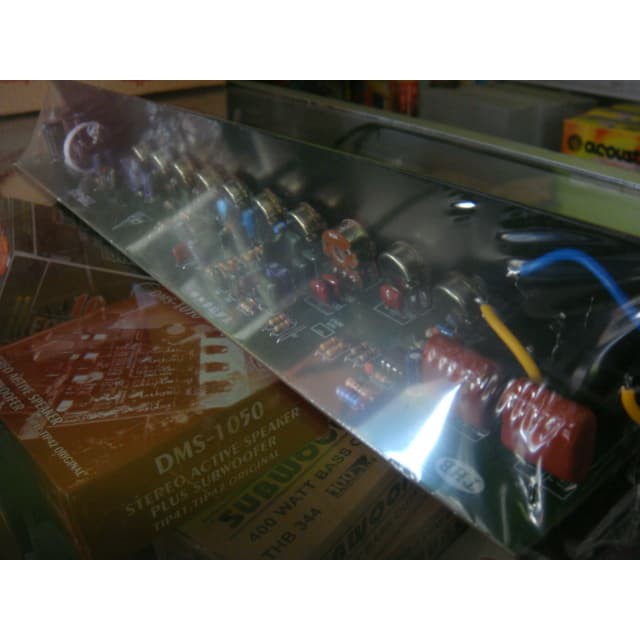 TONE CONTROL STEREO GUITAR PRE AMPLIFIER
